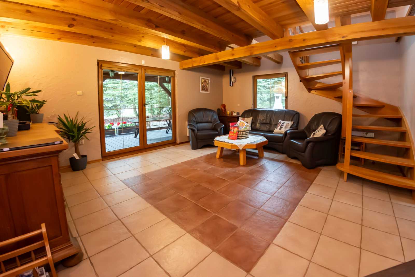 Biedronka &mdash; Wohnzimmer mit Kamin