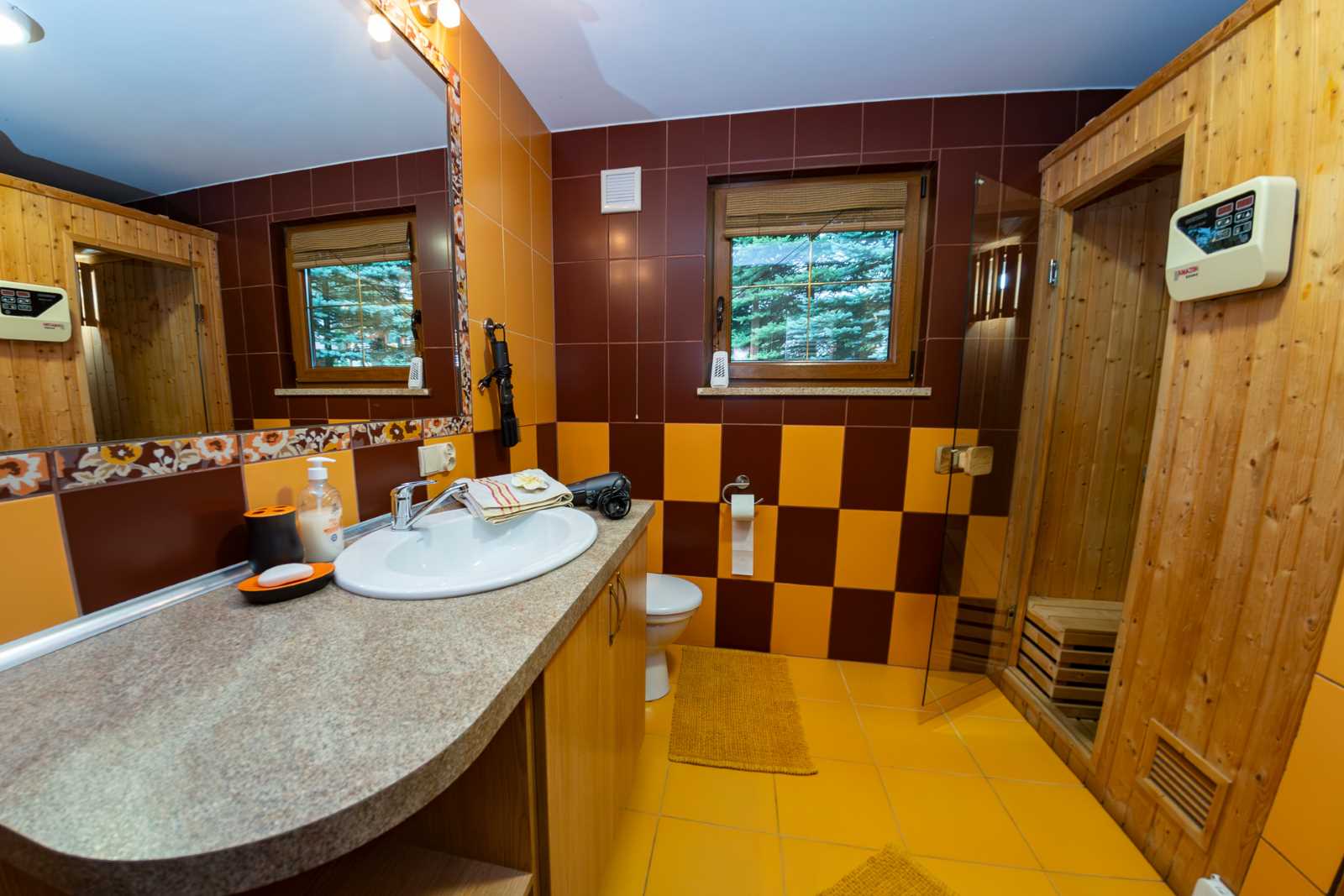 Ladybug &mdash; bathroom with sauna